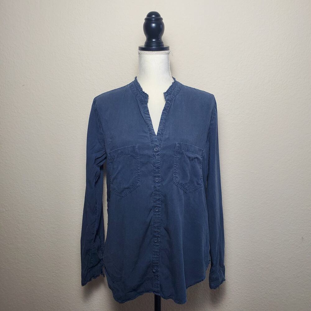 Anthropologie Cloth & Stone Navy Frayed Button Down Top Medium